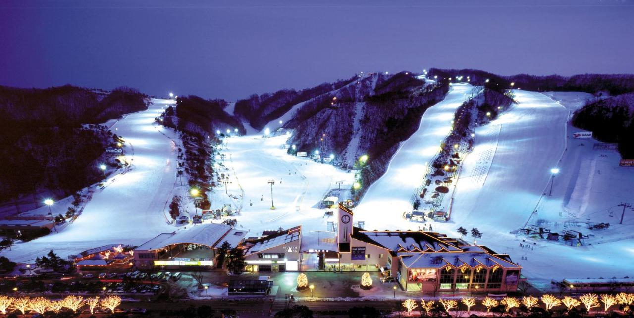 Forest Of Color Pension Hongcheon Exterior foto